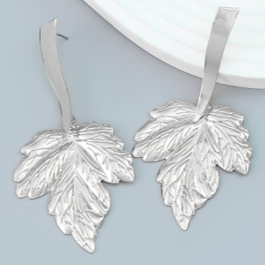 Aretes Hoja Plateada 1Q5