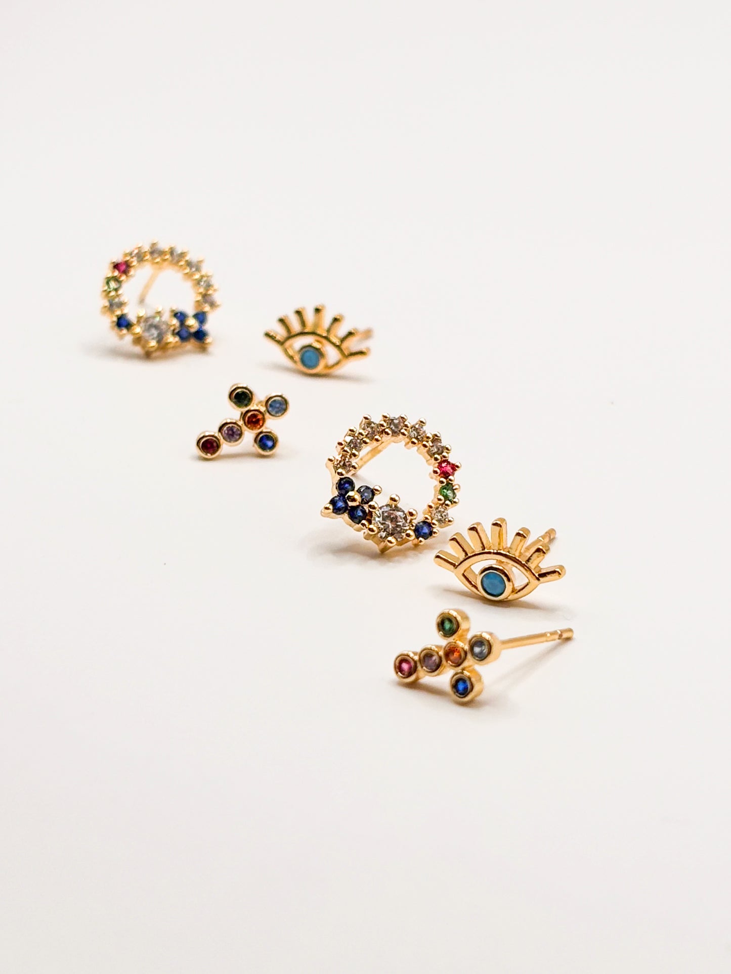 Aretes Ojo Azul Chapa de Oro 18K Az311