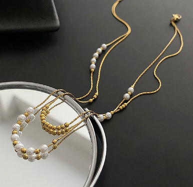 Collar Layer Dorado Perlitas Acero Inox  4E7