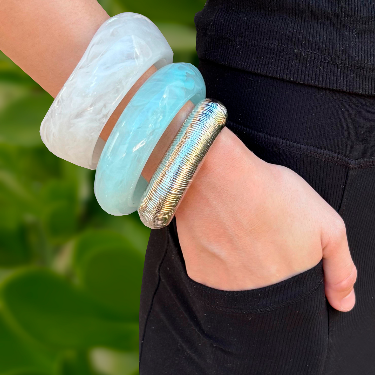 Pulseras Gruesa Plateada Metálica 1AA5