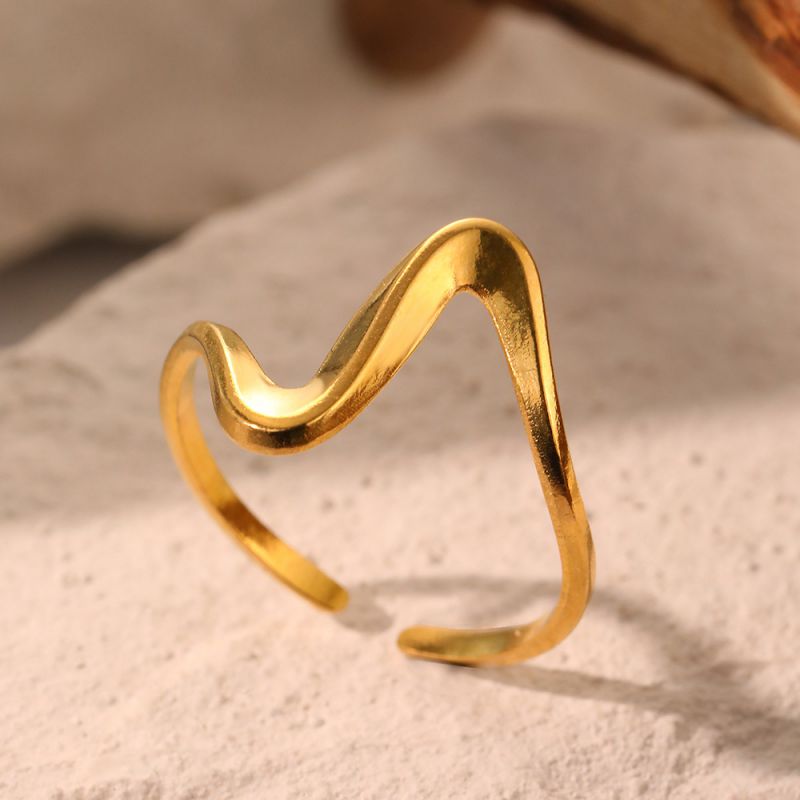 Anillo Onda Dorada Ajustable Acero Inoxidable 2G6