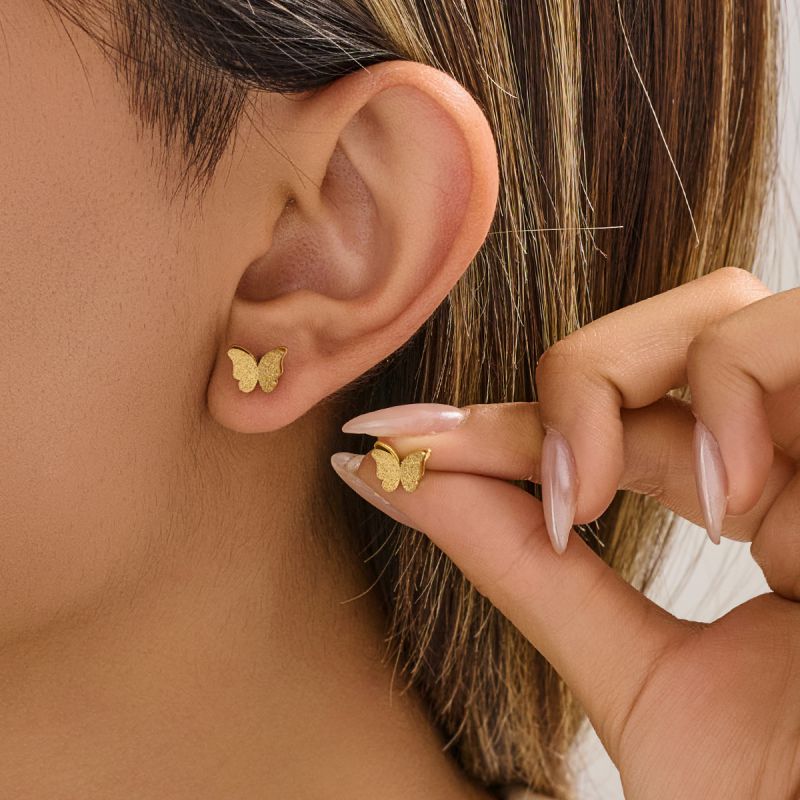 Aretes Mini Cerezas Doradas  Acero Inoxidable C606