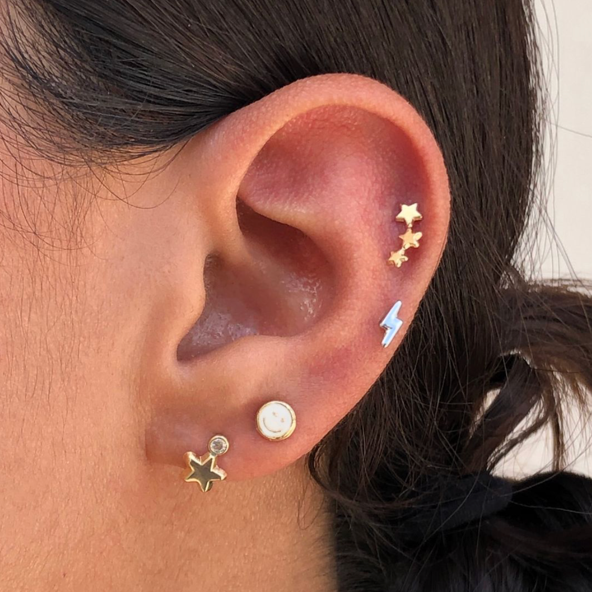 Broqueles Mini Carita Feliz Oro 10K R766