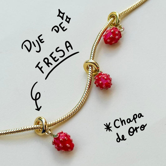 Dije de Fresa Chapa de Oro  3A2