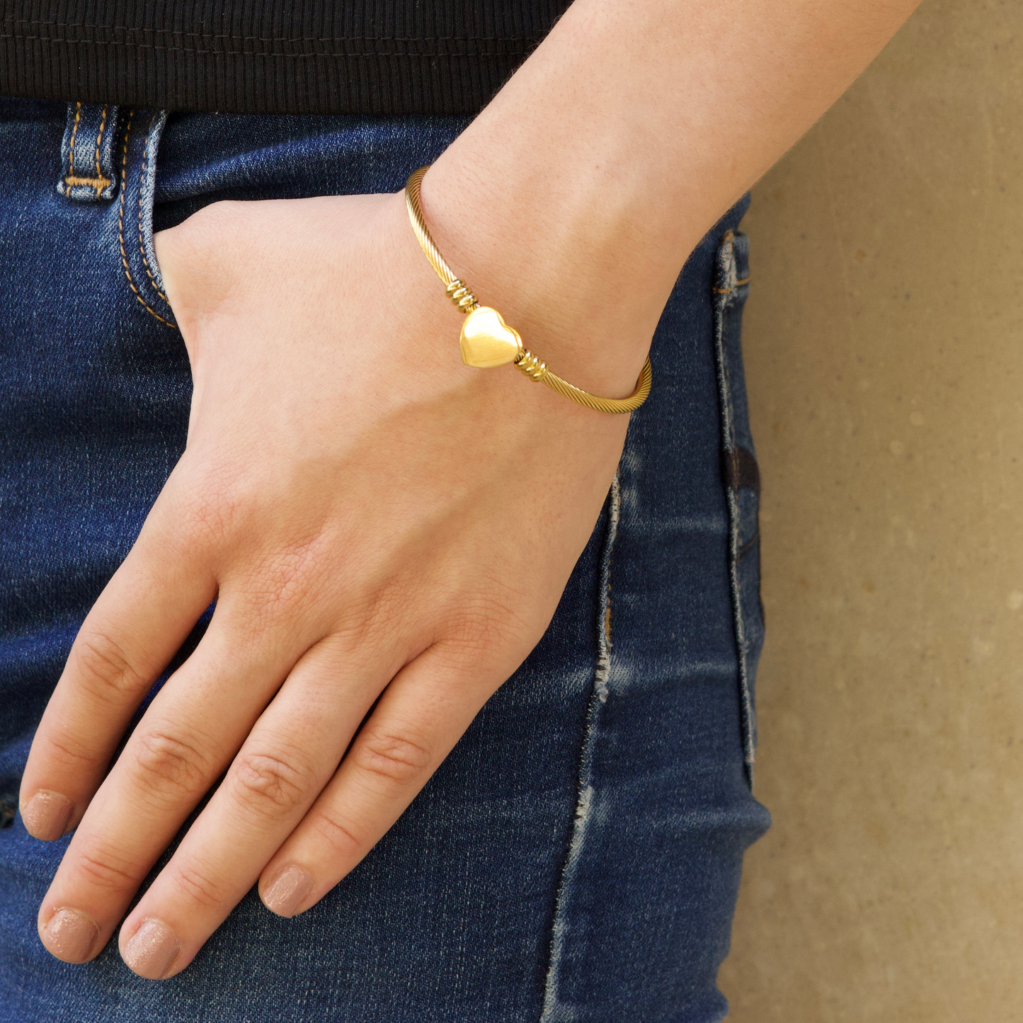 Pulsera Corazón Dorada Acero Inoxidable  1i7