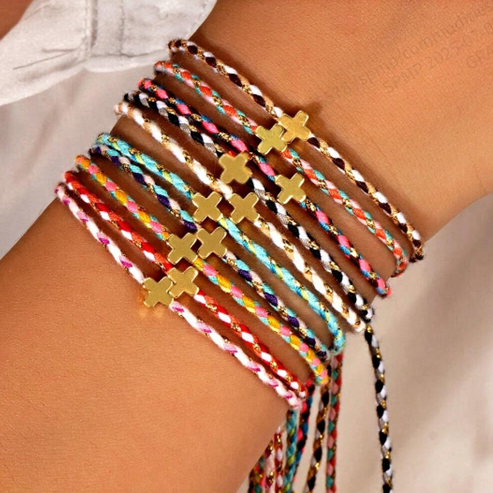 Pulsera Hilo Dorado Cruz De Chapa de Oro 2L1