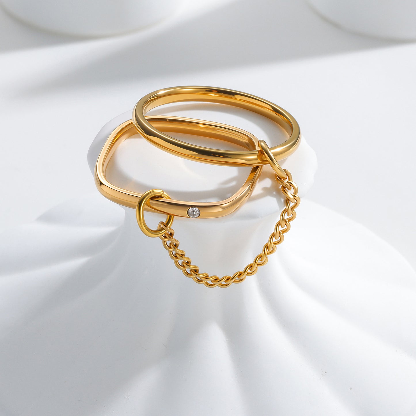 Anillo Dorado Doble con Cadena (7) Acero Inoxidable 2A6