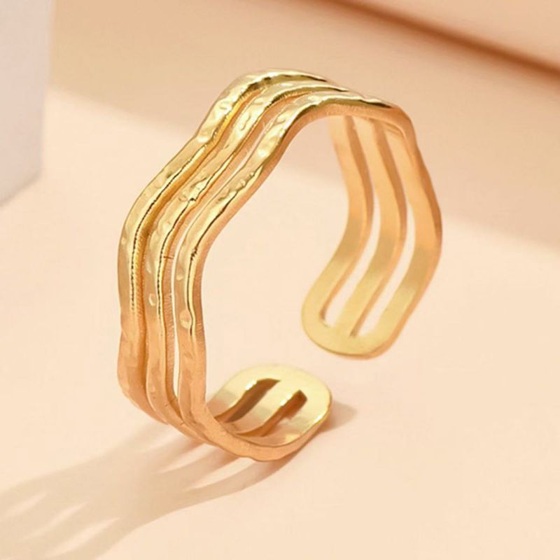 Anillo Dorado Ondas Acero Inoxidable 2V4