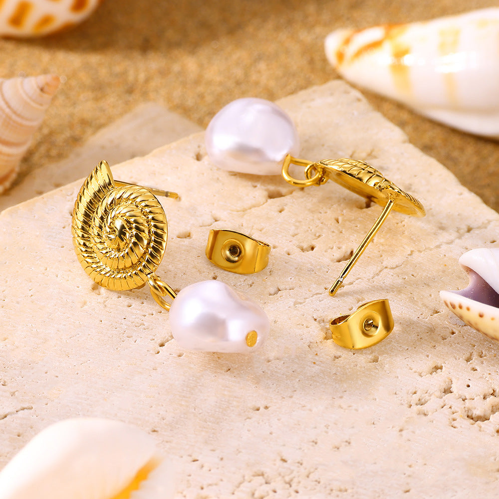 Aretes Dorados Caracol y Perla 1i3
