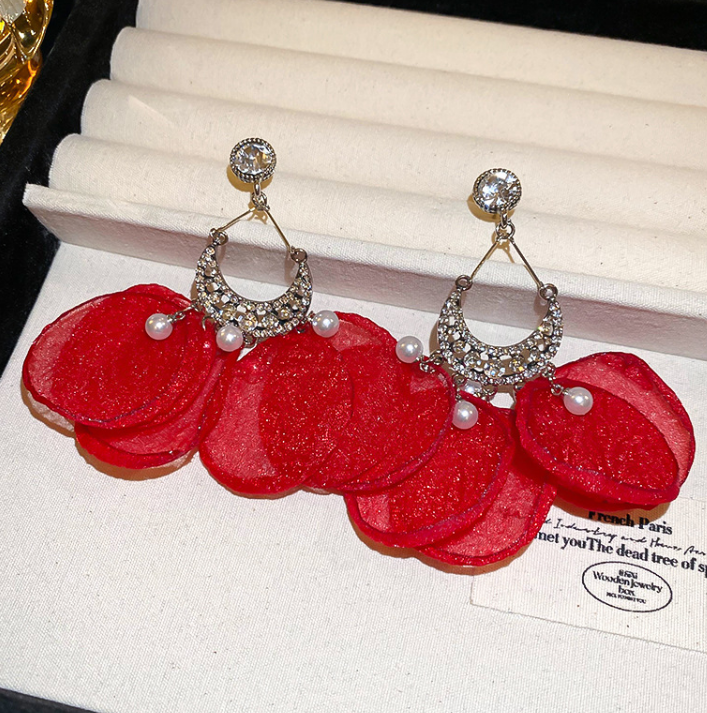 Aretes Petalos Elegantes Rojo 2i7