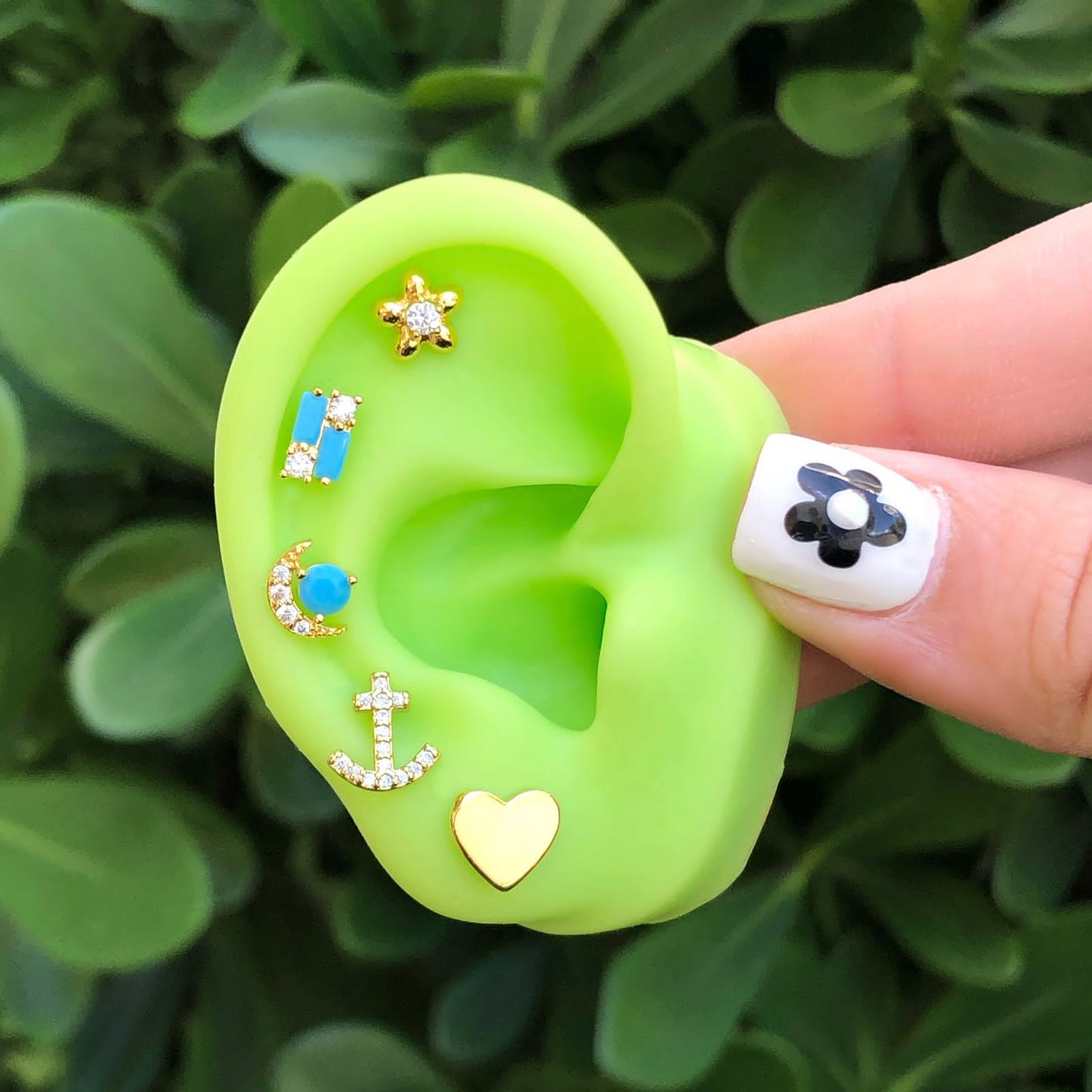 Aretes Corazón Chapa de Oro C688