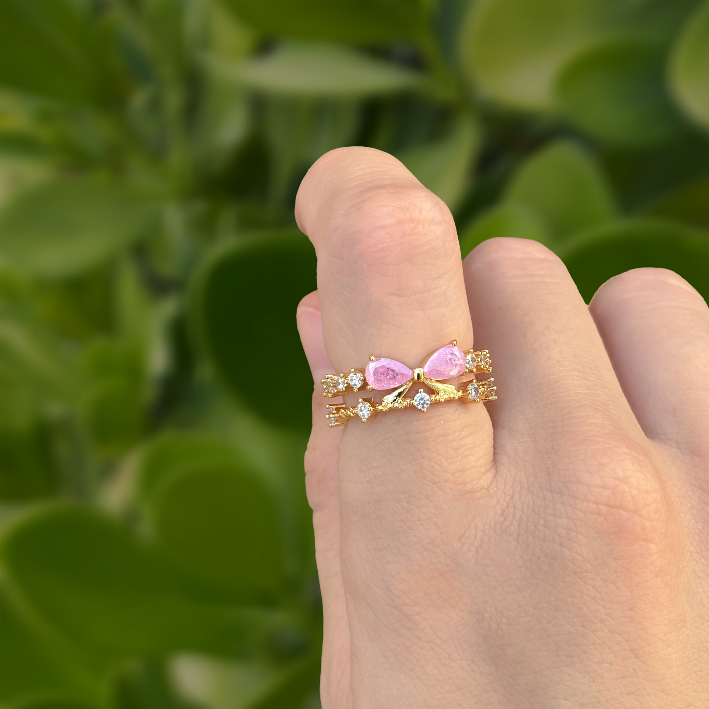Anillo Lazo Rosa Zirconias Ajustable Chapa de Oro