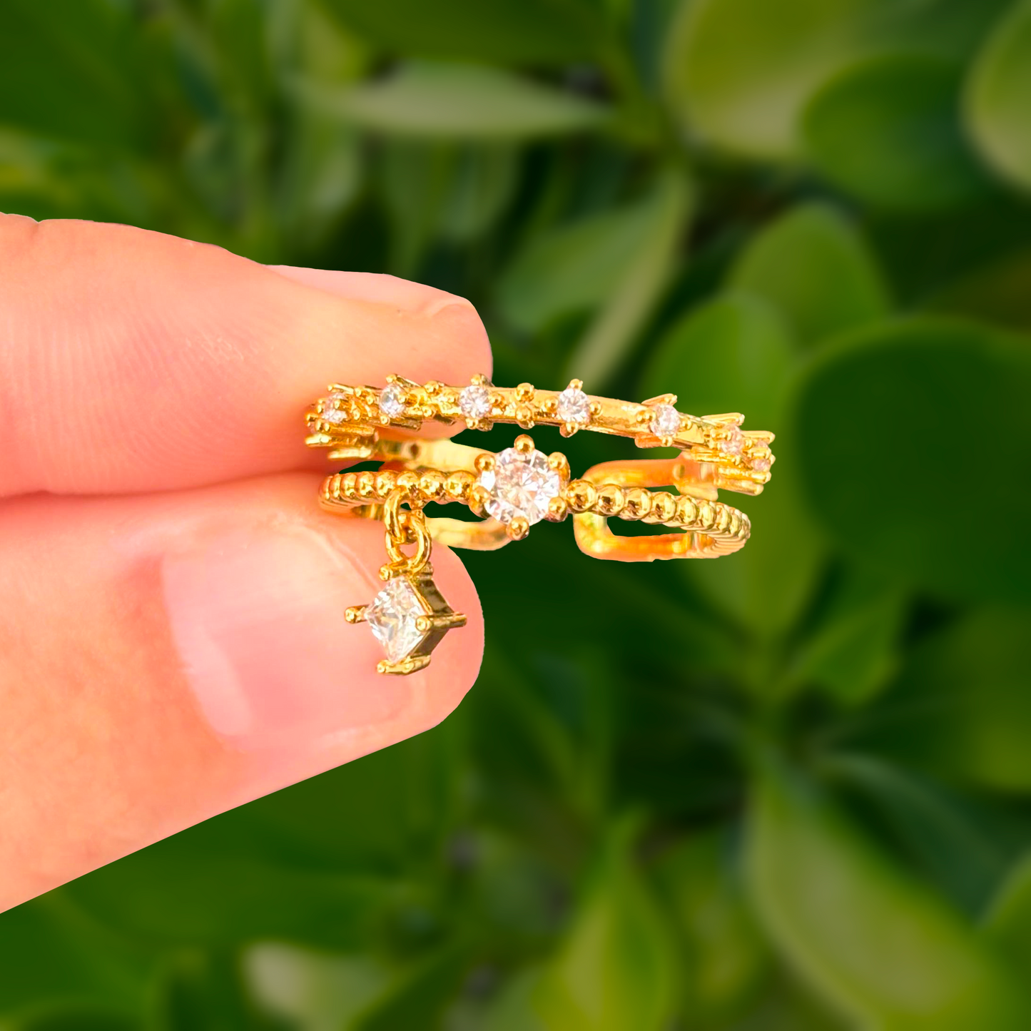 Anillo Dorado Doble Zirconia Colgante Chapa de Oro C696