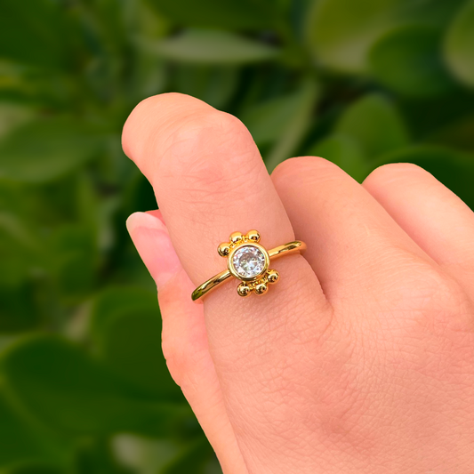 Anillo Zirconias Chapa de Oro