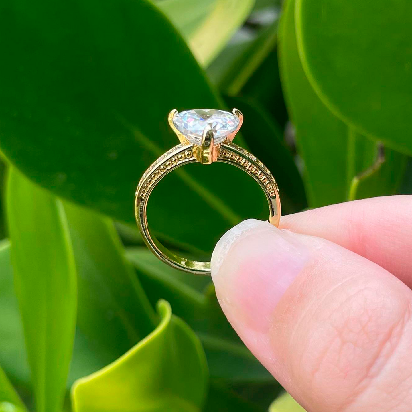 Anillo Dorado Corazón Blanco Chapa de Oro