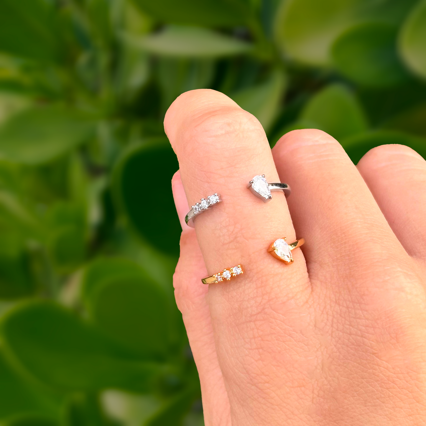 Anillo Zirconia Gotas Ajustable Chapa de Oro