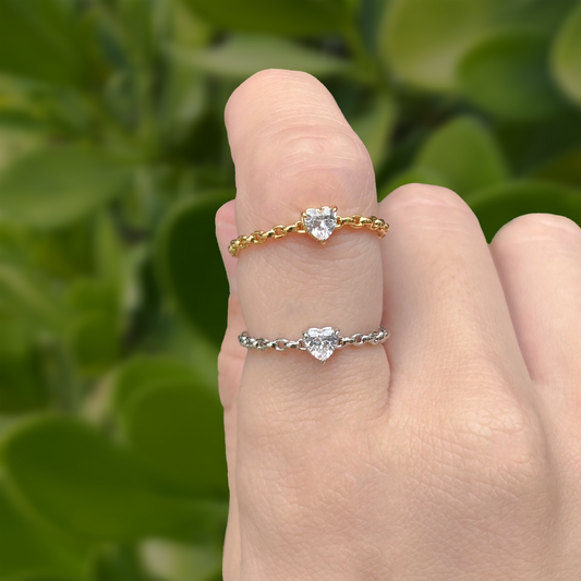 Anillo Eslabones Corazón Zirconia Ajustable Chapa de Oro