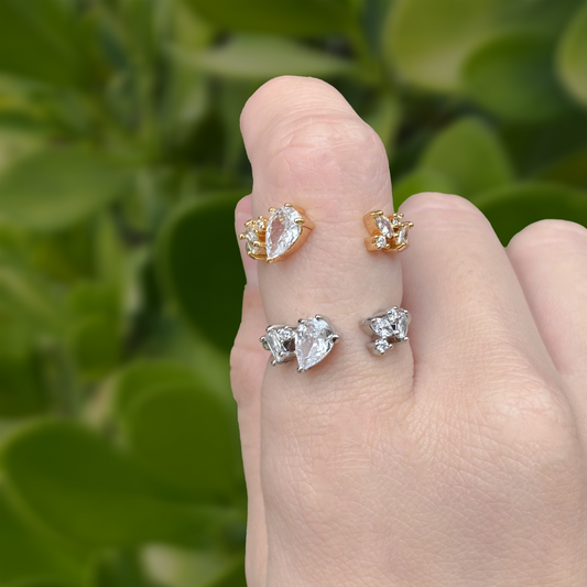 Anillo Gota y Zirconias Ajustable Chapa de Oro