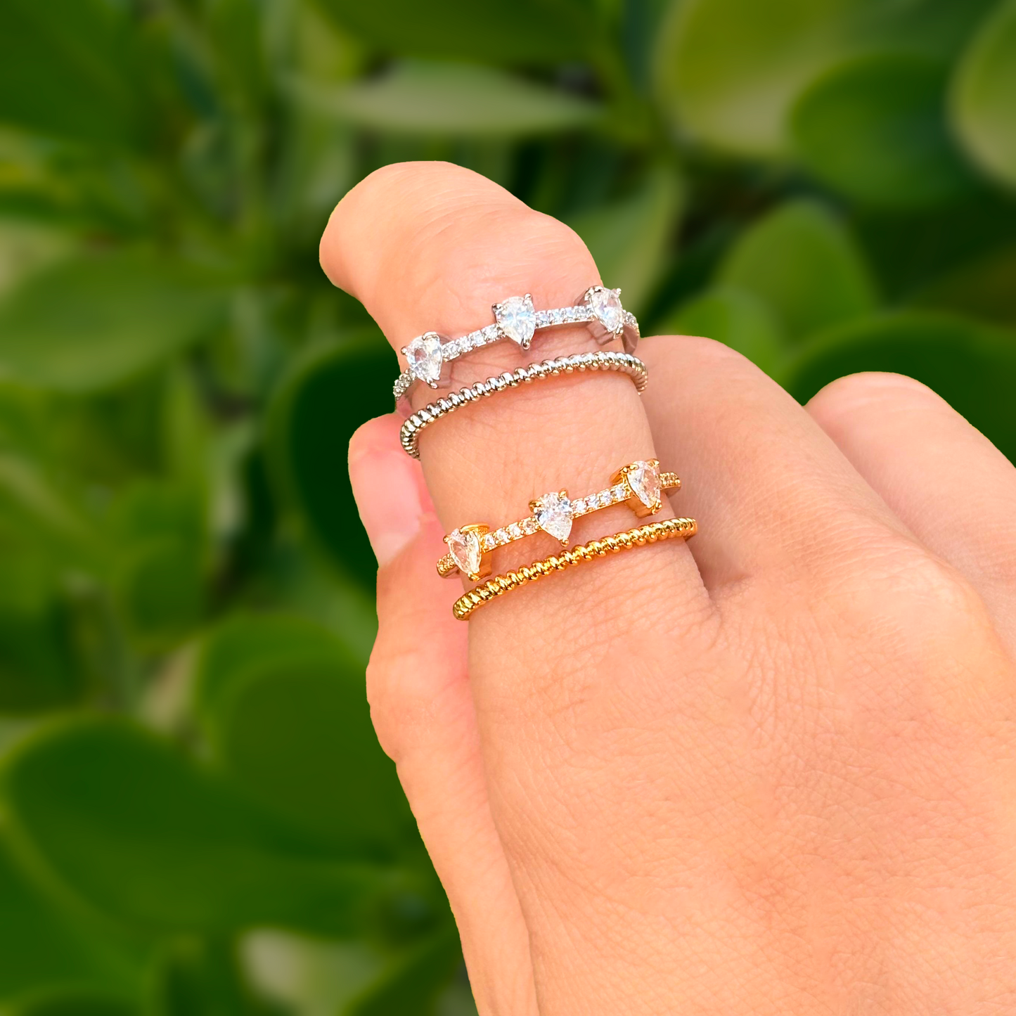 Anillo Gotas Zirconias Ajustable Chapa de Oro