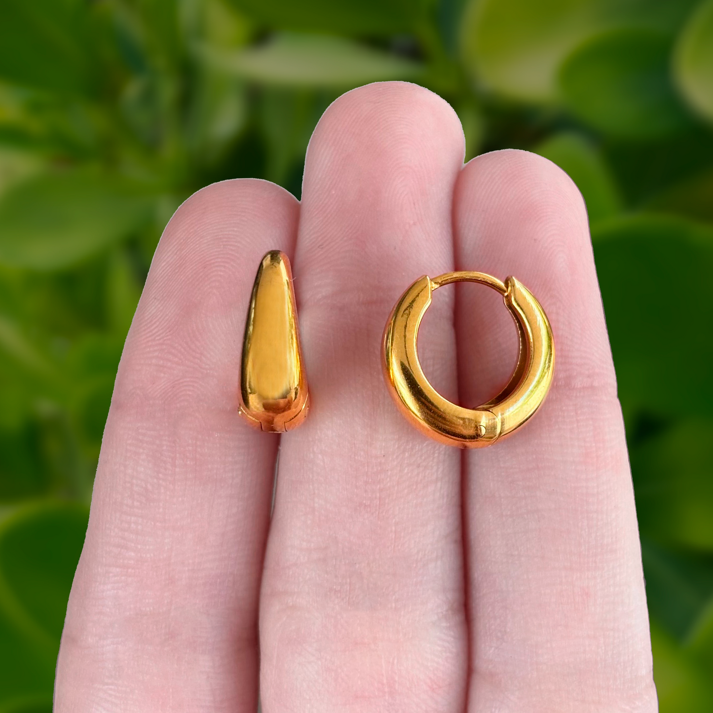 Aretes Arracadas Doradas Acero Inoxidable 1.7cm  1x6