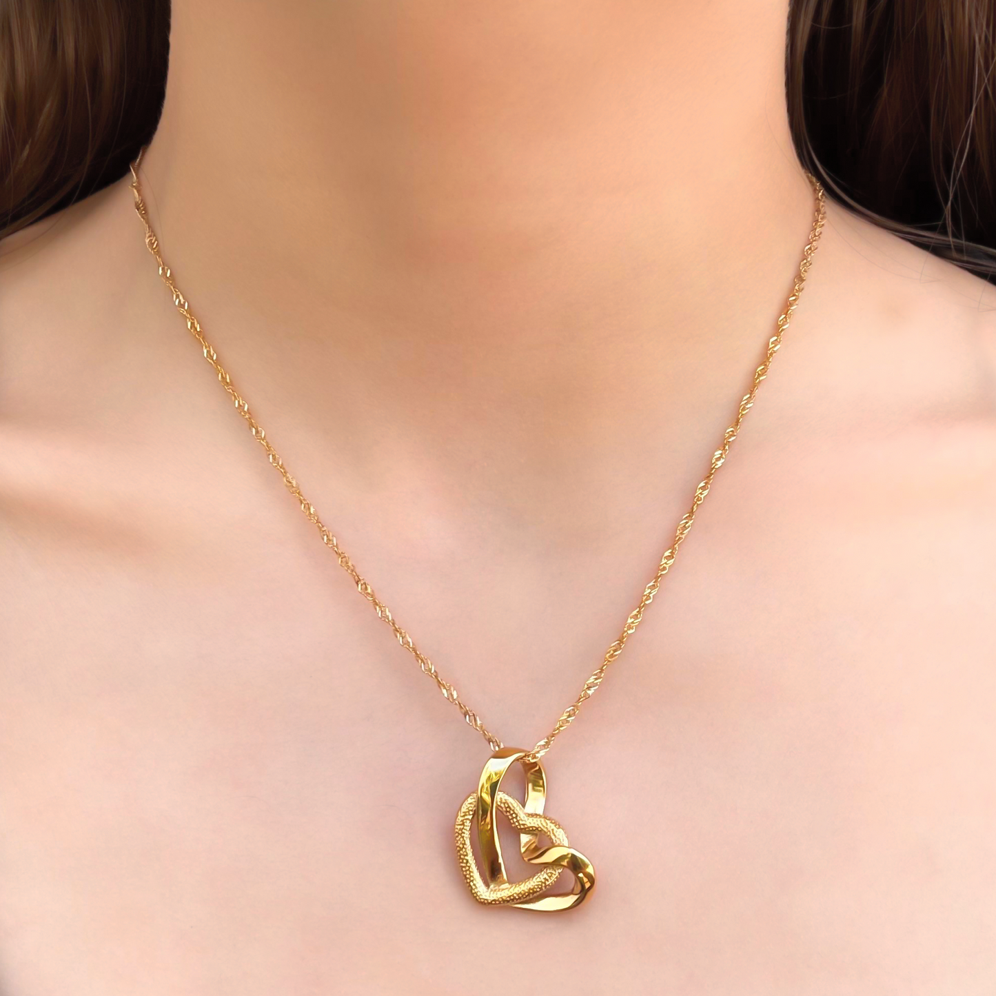 Collar Corazones Enlazados Acero Inoxidable 2K4