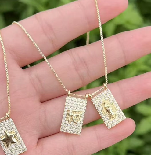 Collar Escapulario Brillante Virgen -Fe Chapa de Oro 3K1