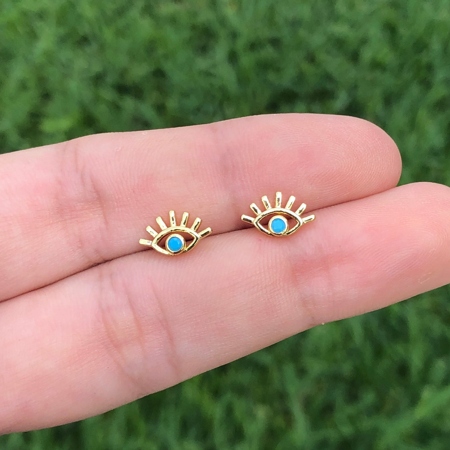 Aretes Ojo Azul Chapa de Oro 18K Az311