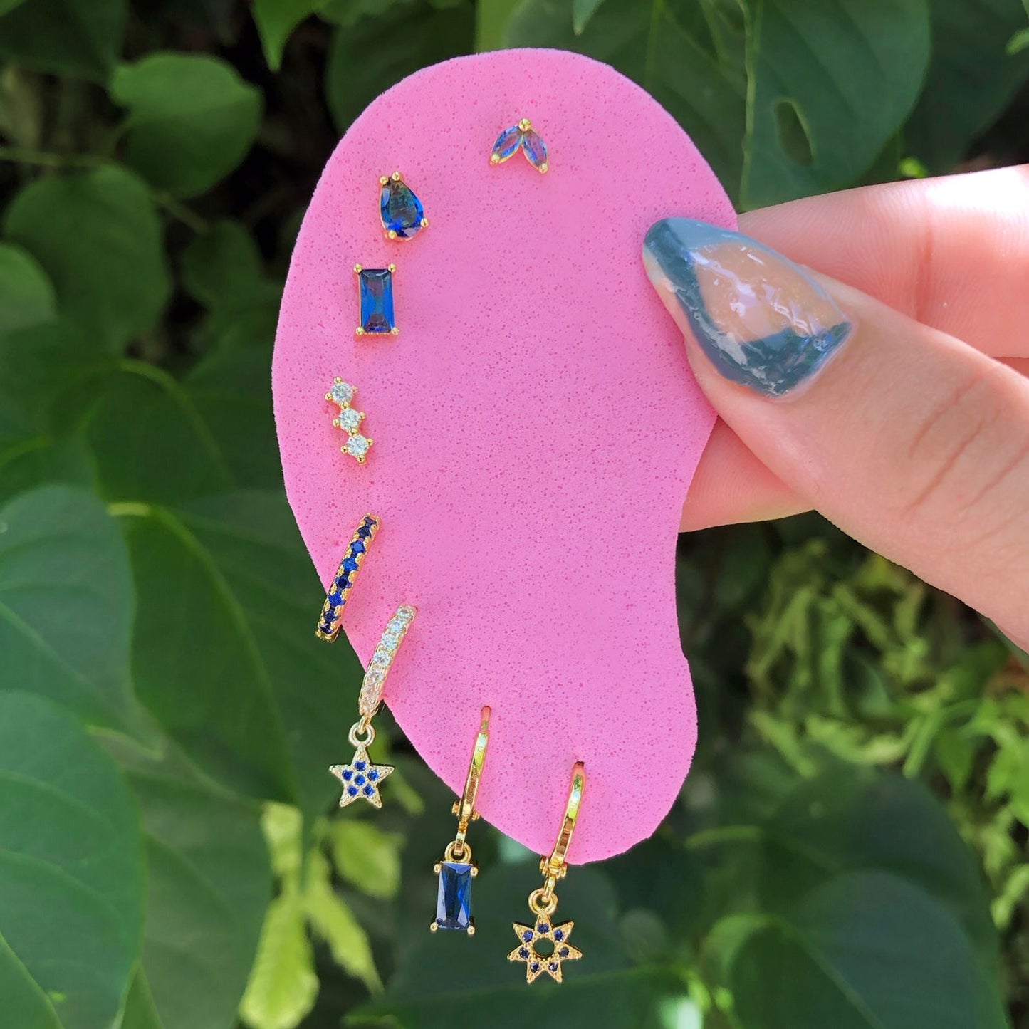 Aretes Zirconia Lila Chapa de Oro Az58