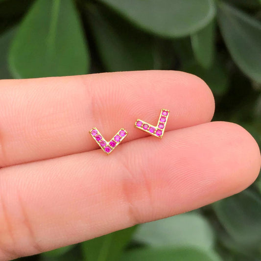 Aretes V Magenta Chapa de Oro AZ312