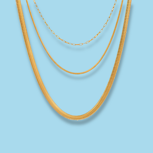 Collar Layer Triple Dorado Acero Inoxidable  4E22