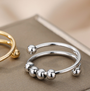 Anillo Plateado Anti-Ansiedad Bolitas Gira  2E3