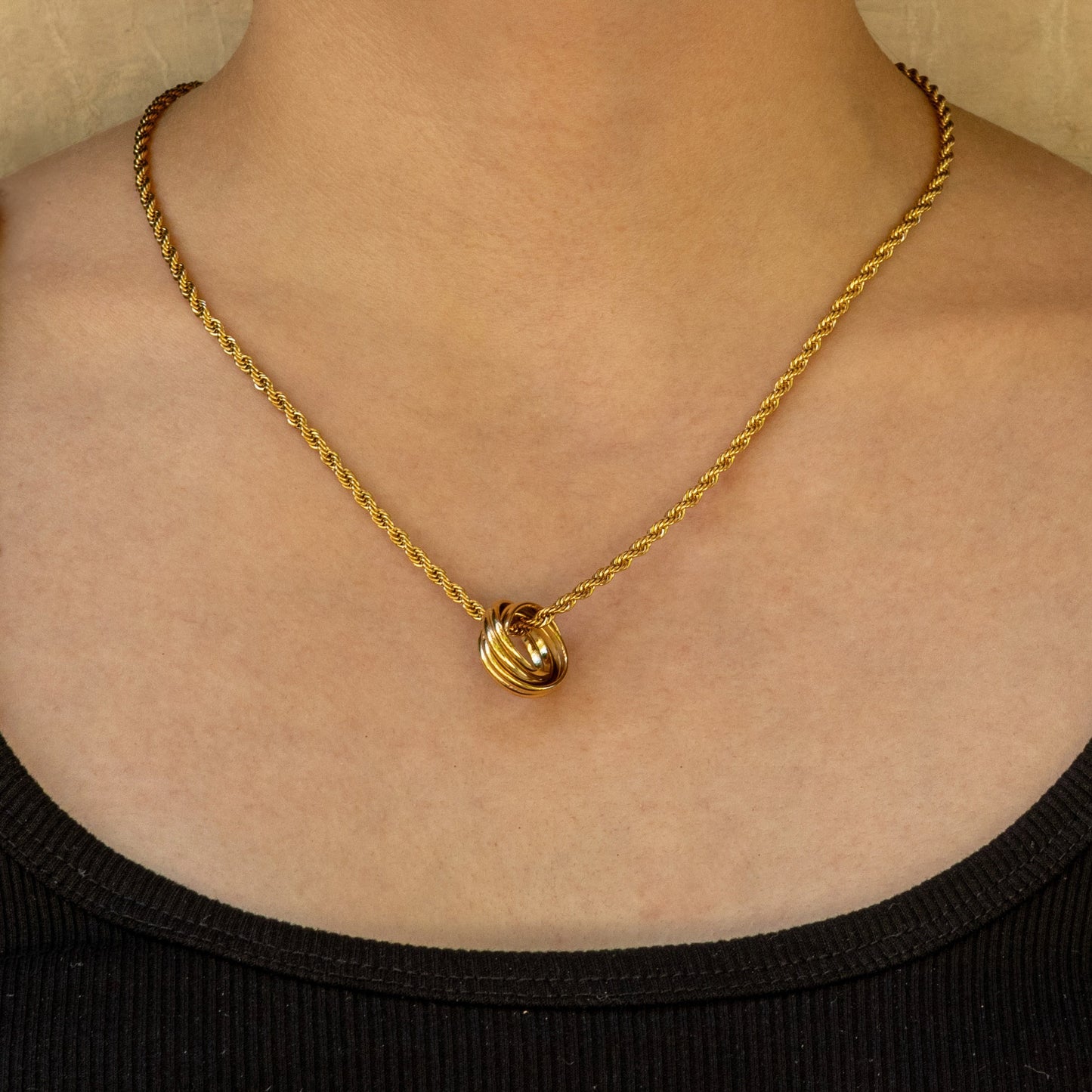 Collar Dorado Krol con Aro Acero Inoxidable  1E8