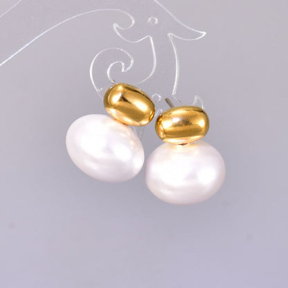 Aretes Dorados Con Perla Oval R18