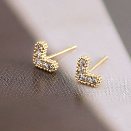 Aretes Mini Corazon Blanco Chapa de Oro C622