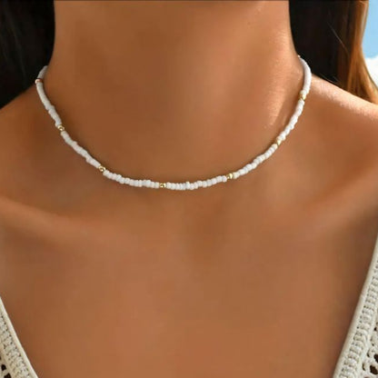 Collar de cuentas Blancas  1B4