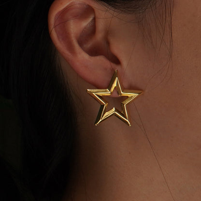 Aretes Dorados Estrella Acero Inoxidable  3A6