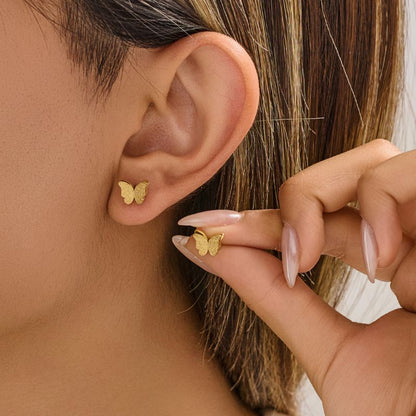 Aretes Mini Cerezas Doradas  Acero Inoxidable C606