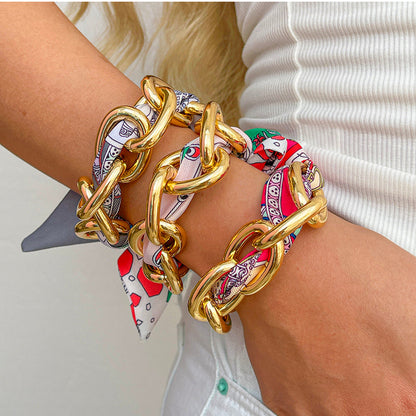 Collar o Pulsera Cinta Estampada con Cadenas Doradas  1o8