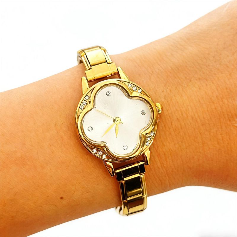 Reloj Dorado Zirconia Trebol  Acero Inoxidable R23
