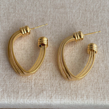 Aretes Dorados Arracadas Chapa de Oro  2V1