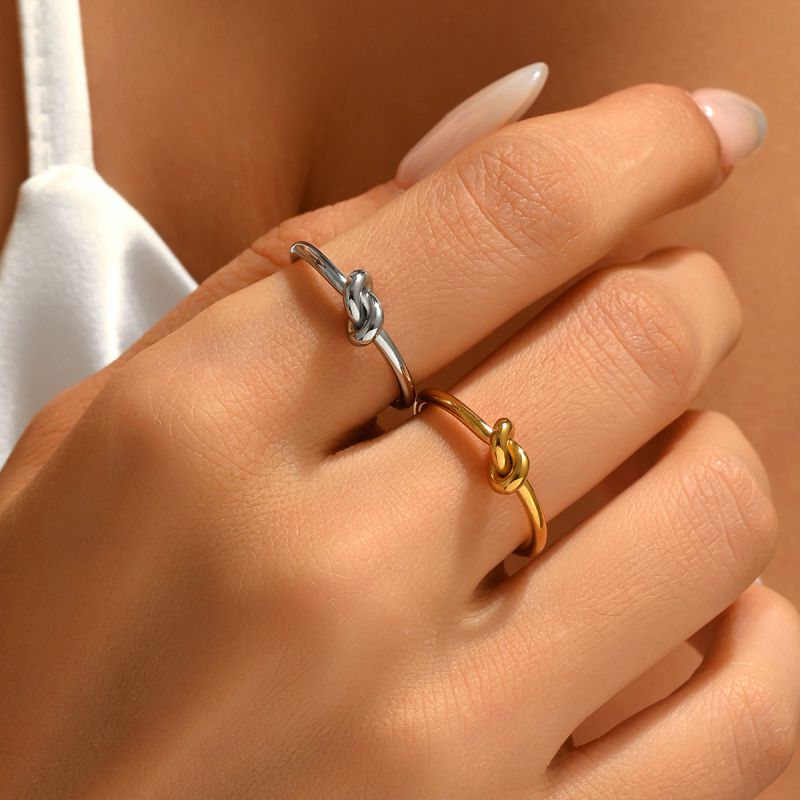 Anillo Dorado Nudo Ajustable Acero Inoxidable