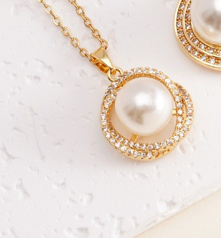 Collar Dorado Perla Brillante  Chapa de Oro 1L7