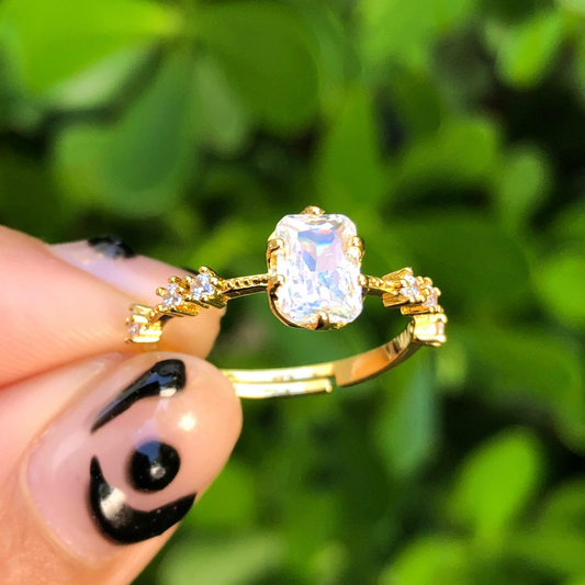 Anillo Zirconia Blanca Chapa de Oro Ajustable C688