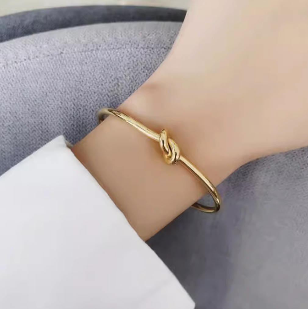 Pulsera Nudo Dorado Acero Inox 1L8