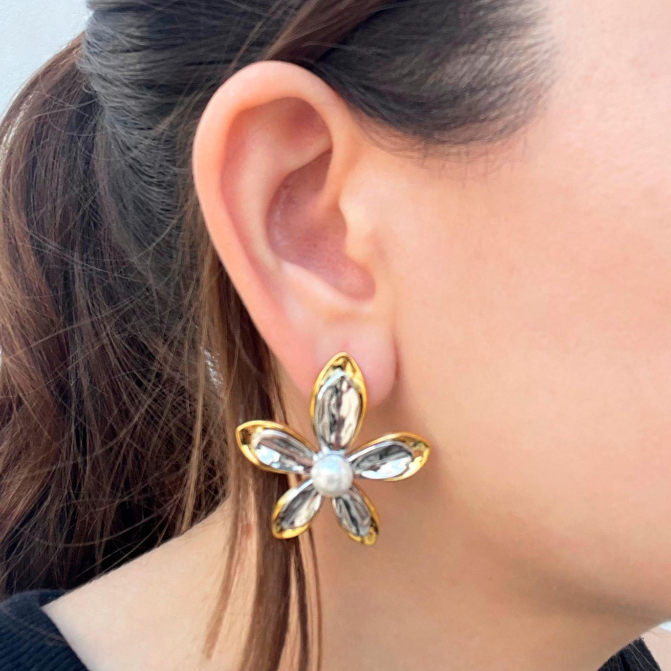Aretes Flor Oro-Plata Perla Acero Inoxidable 2D3