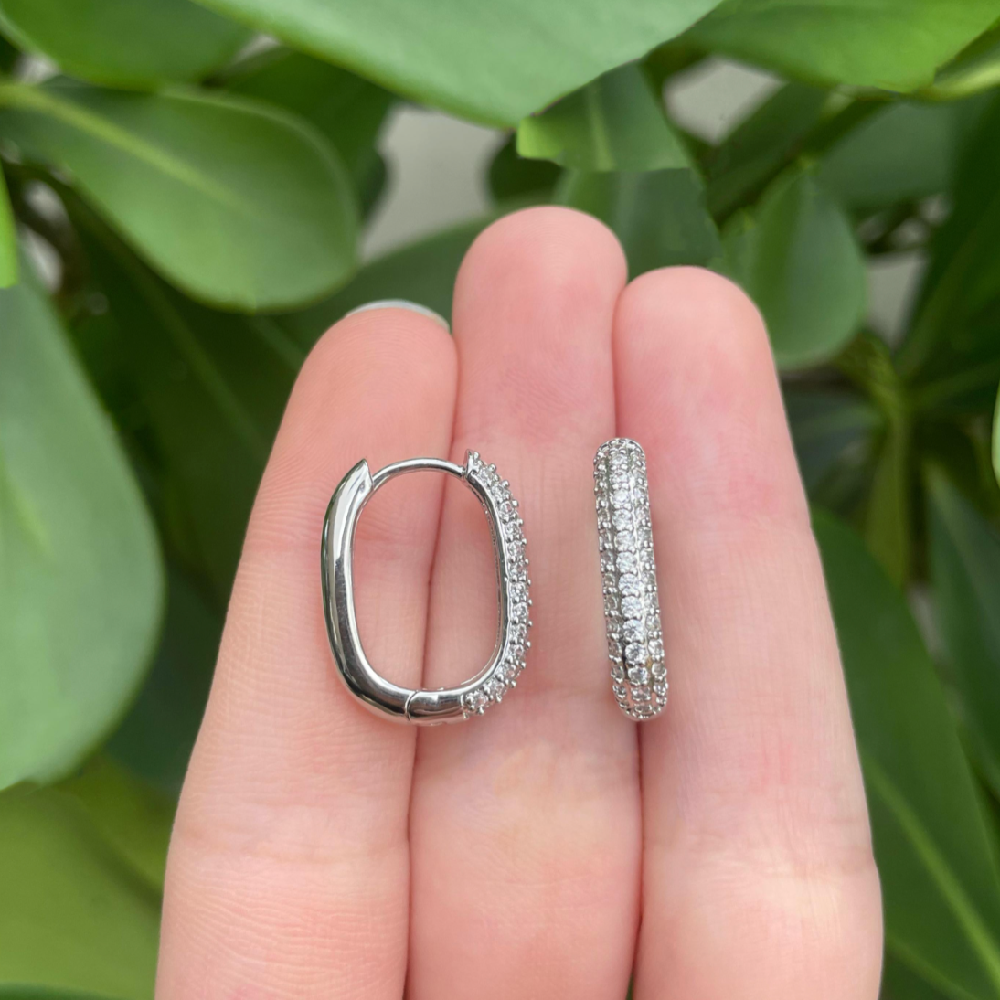 Aretes Arracada Piedritas Chapa de Oro Az19