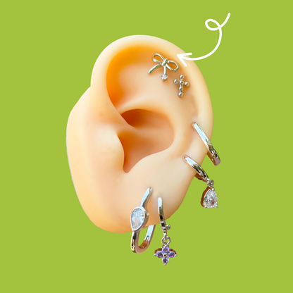 Aretes Lazo con Zirconia Chapa de Oro Az220