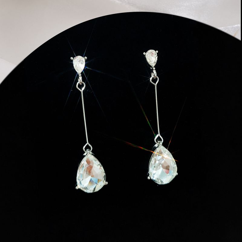 Aretes Gota Colgante Zirconia Blanca 1M7