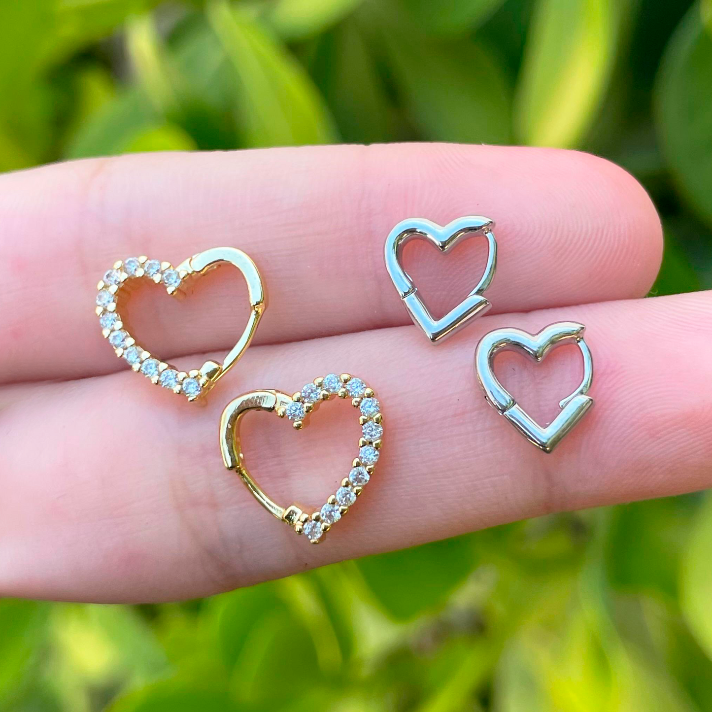 Aretes Arracada Corazón Mini Plateado Chapa de Oro Az342