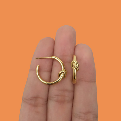 Aretes Arracada Nudo Chapa De Oro AZ113